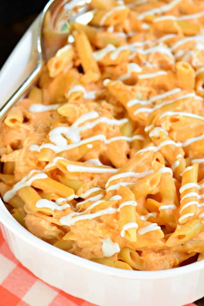Buffalo chicken pasta bake