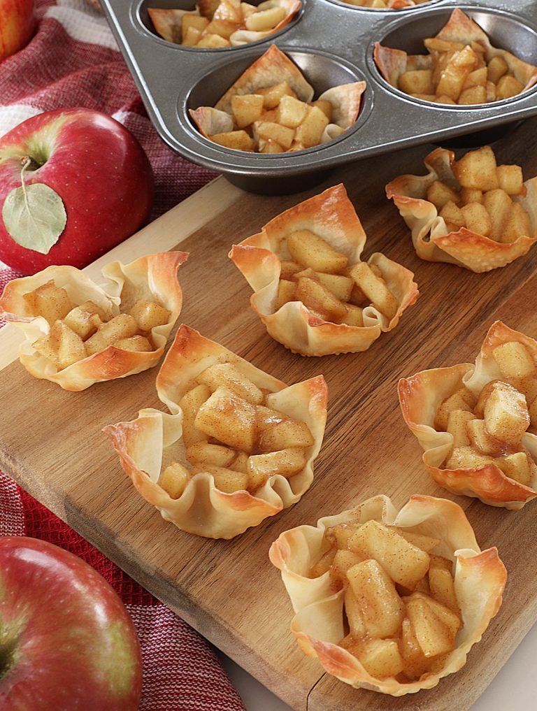 Apple Pie Wontons￼