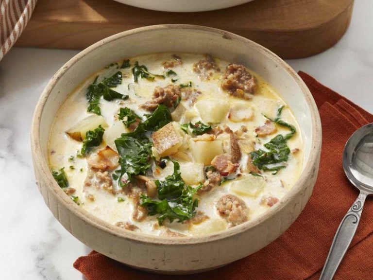 Skinny Zuppa Toscana-Olive Garden Copycat