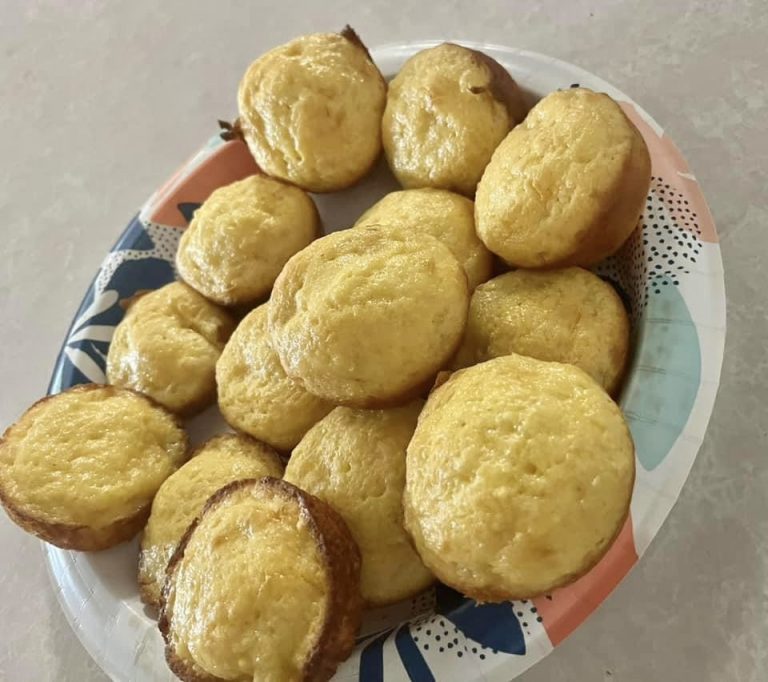 Zero sugar pineapple muffins