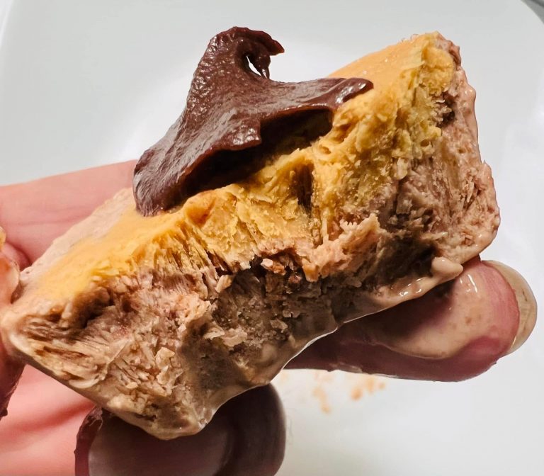 Chocolate peanut butter cups