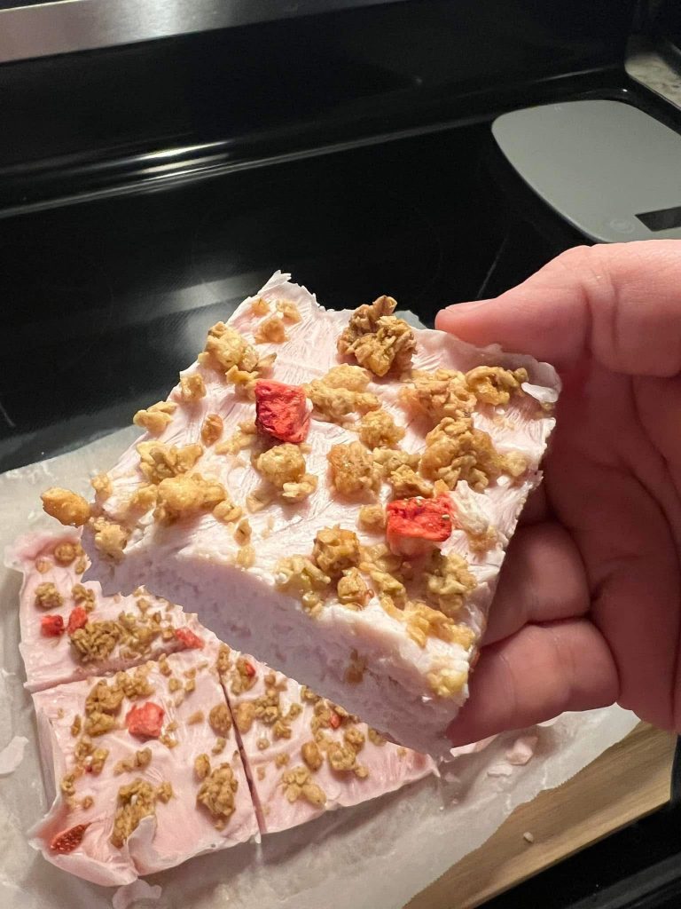Strawberry shortcake Bars