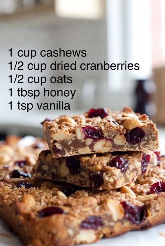 Low-Point Cranberry Cashew Energy Bars