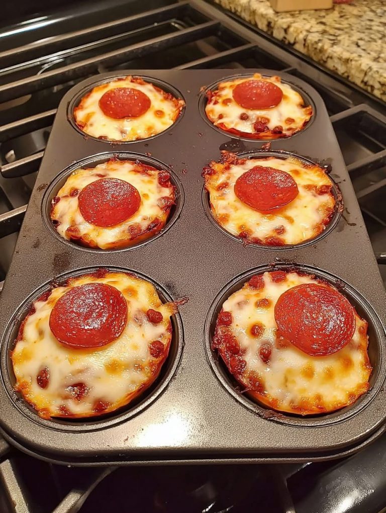 Weight Watchers Pepperoni Pizza Cupcakes 🍕🧁